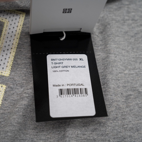 size XL Givenchy 4G Motif T-Shirt Grey Melange - Picture 8 of 10